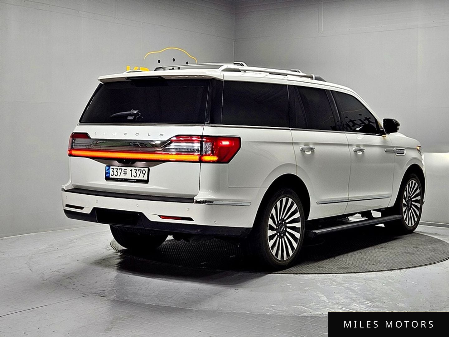 Lincoln Navigator 2021 — миниатюра 6