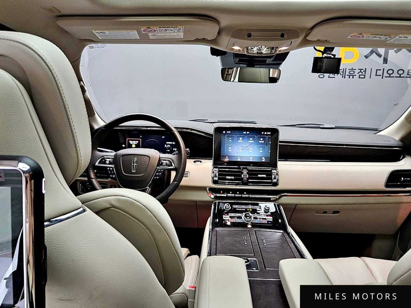 Lincoln Navigator 2021 — миниатюра 7