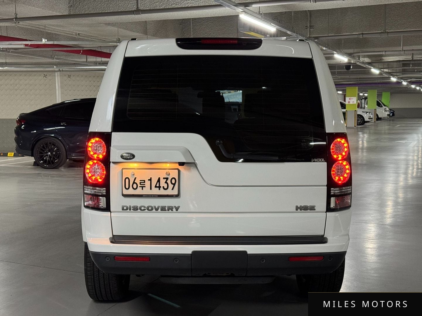 Land Rover Discovery 2016 — миниатюра 4