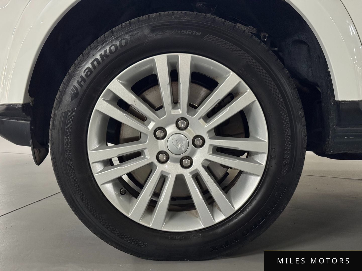 Land Rover Discovery 2016 — миниатюра 6