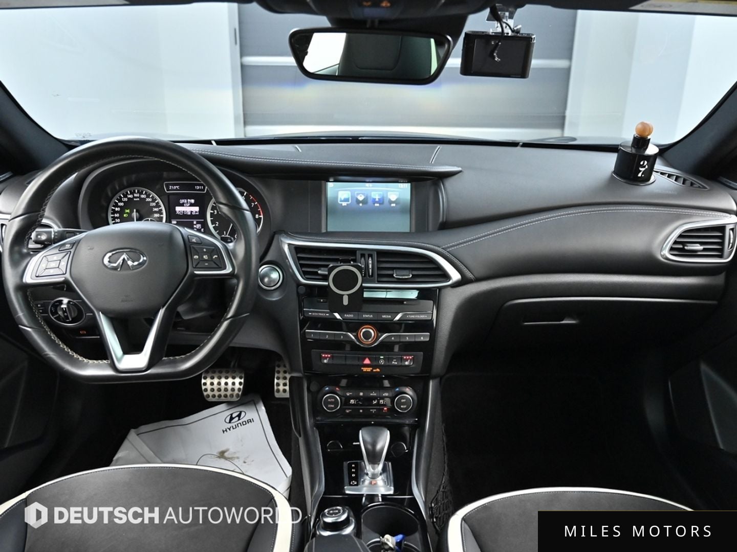 Infiniti Q30 2017 — миниатюра 7