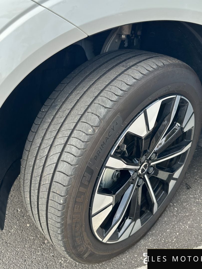 Volvo XC60 2026 — миниатюра 4