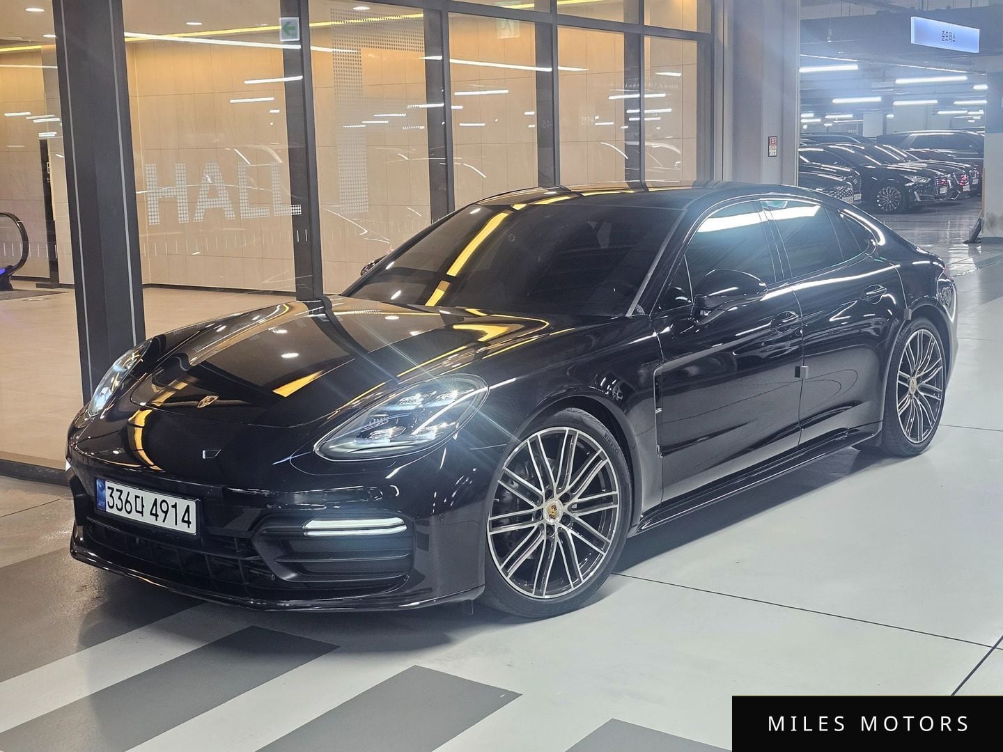 Porsche Panamera 2018 — миниатюра 4