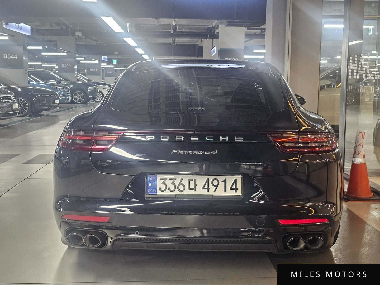 Porsche Panamera 2018 — миниатюра 6