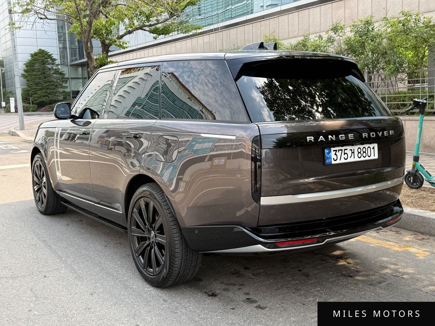 Land Rover Range Rover 2024 — миниатюра 2