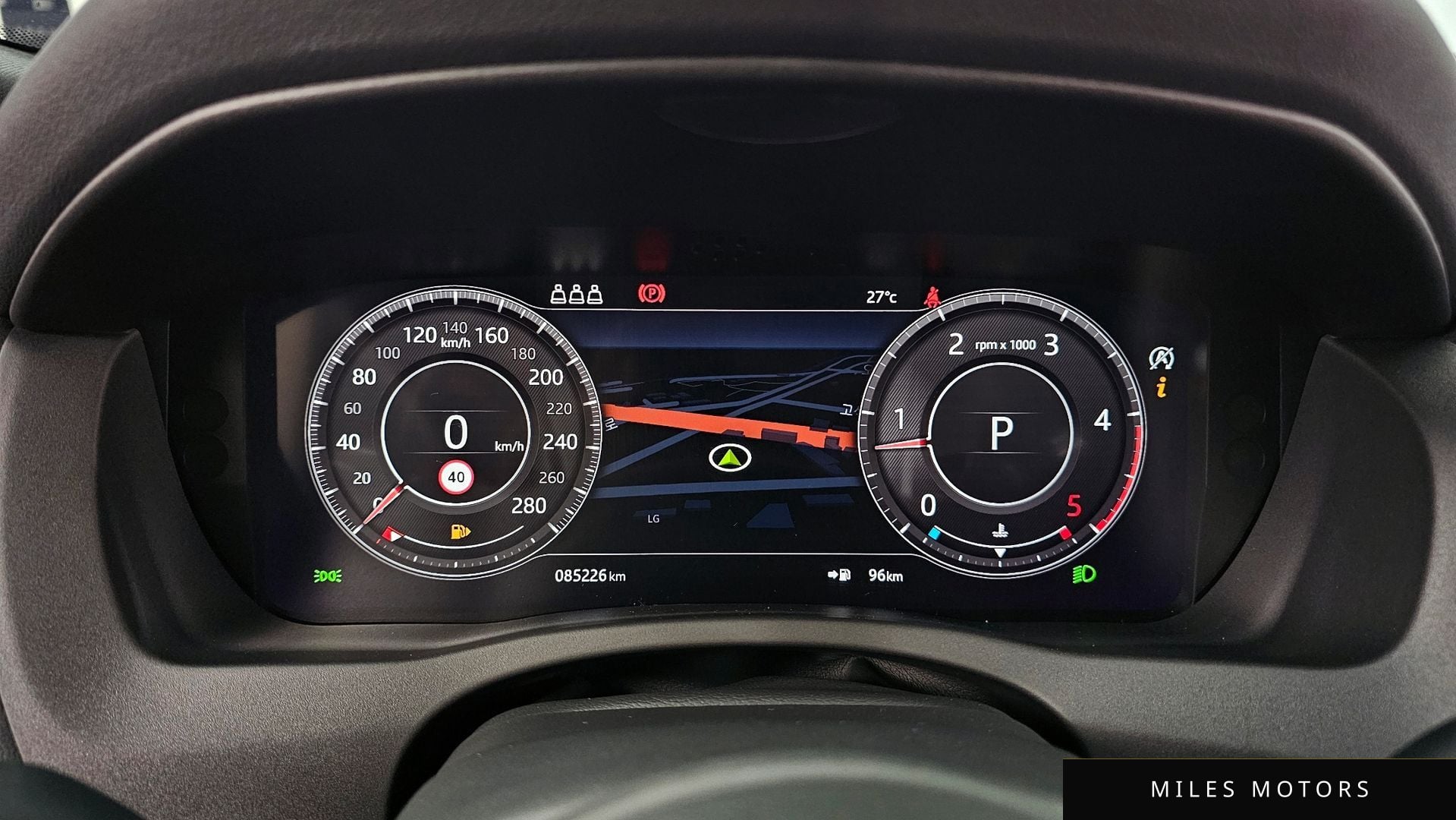 Jaguar XE 2020 — миниатюра 11