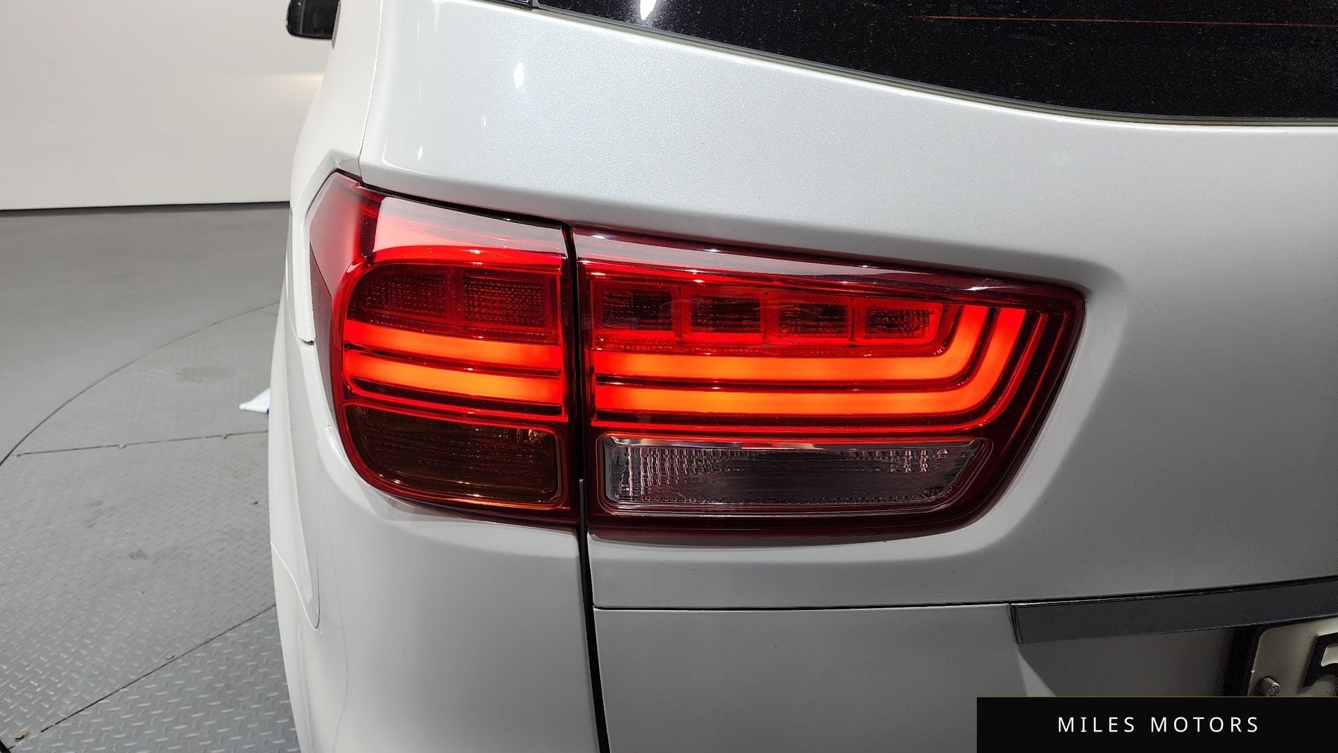 Kia Canival 2018 — миниатюра 9