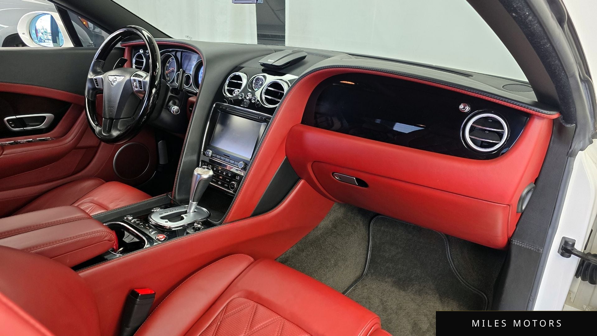 Bentley Continental GT 2013 — миниатюра 7