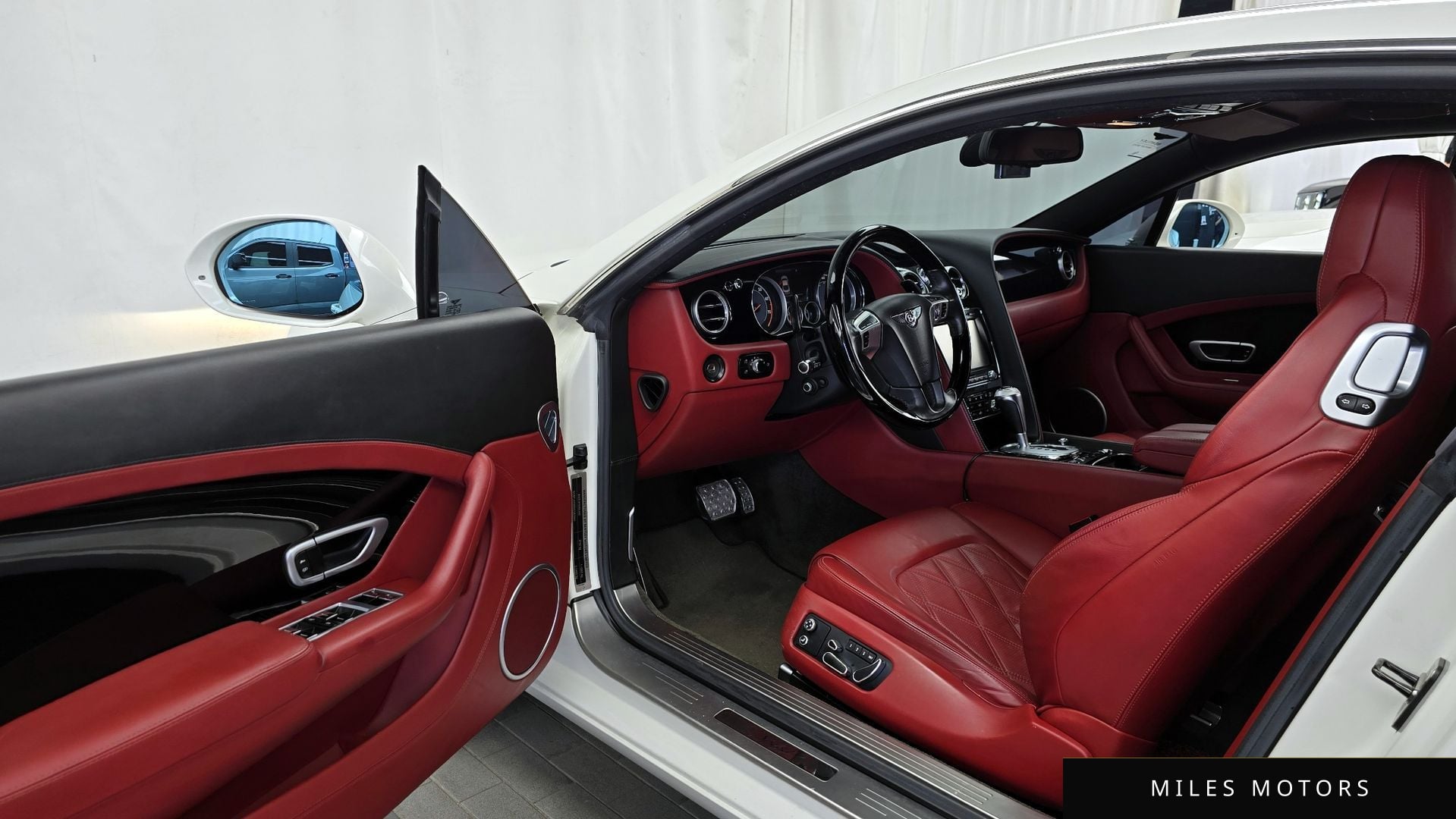 Bentley Continental GT 2013 — миниатюра 10