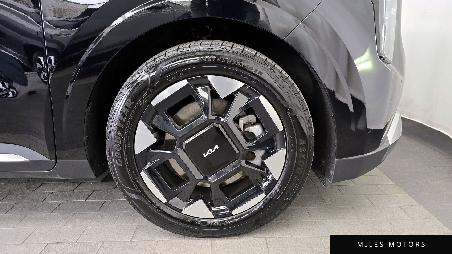 Kia Canival 2025 — миниатюра 7