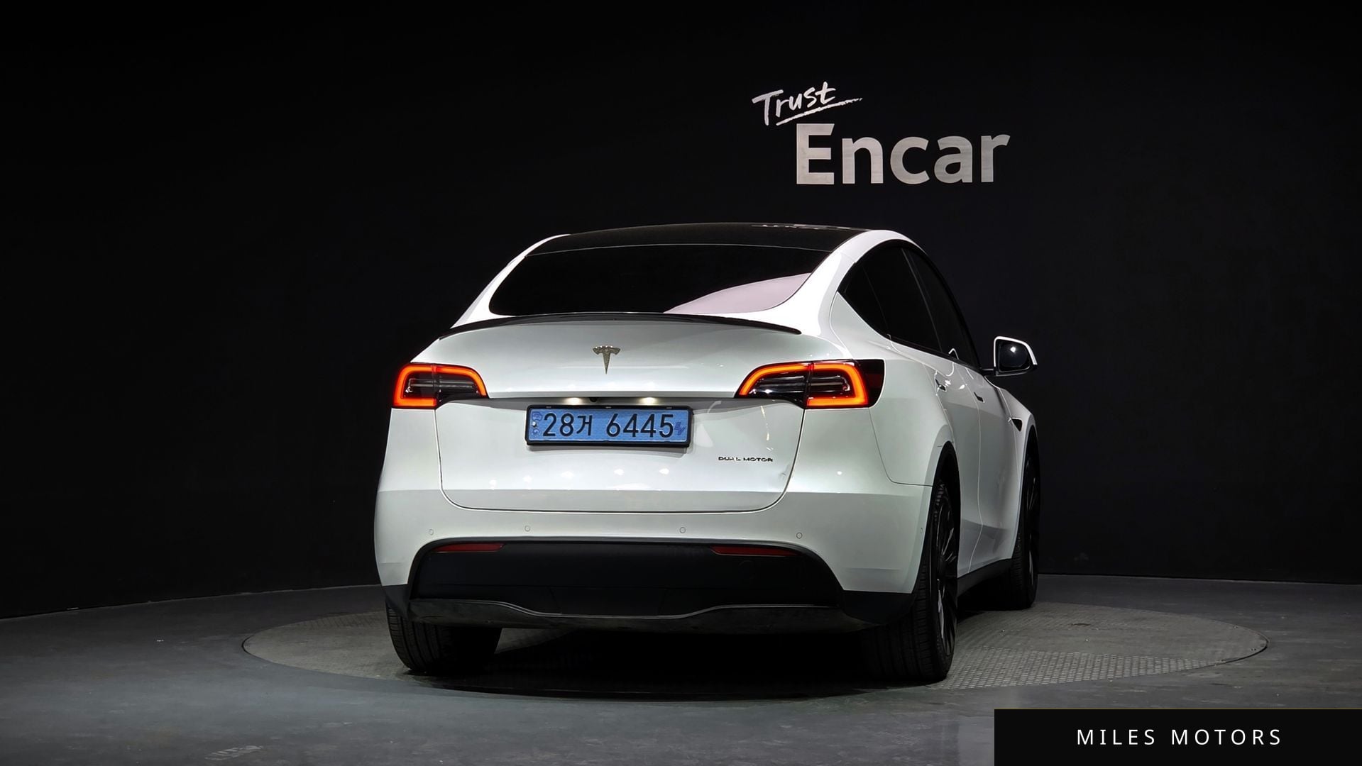 Tesla Model Y 2021 — миниатюра 4