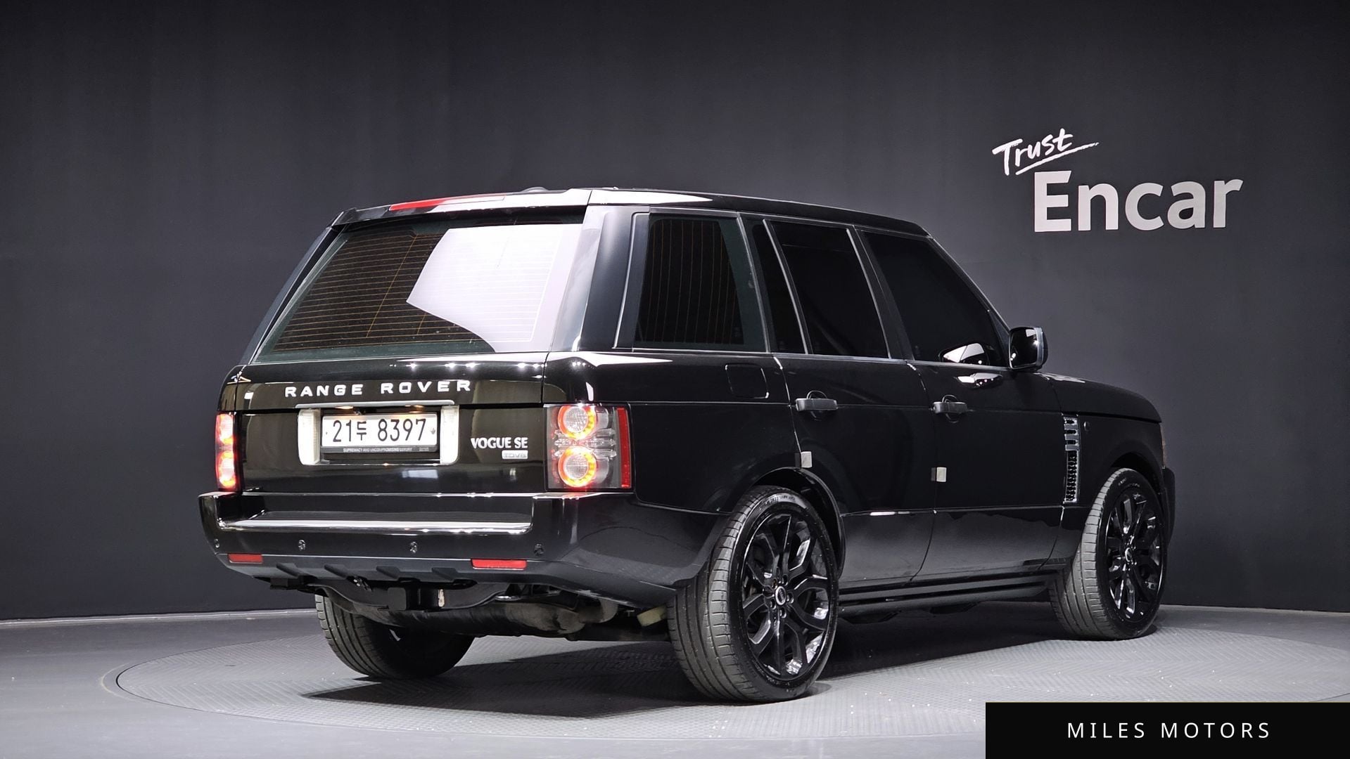 Land Rover Range Rover 2010 — миниатюра 2