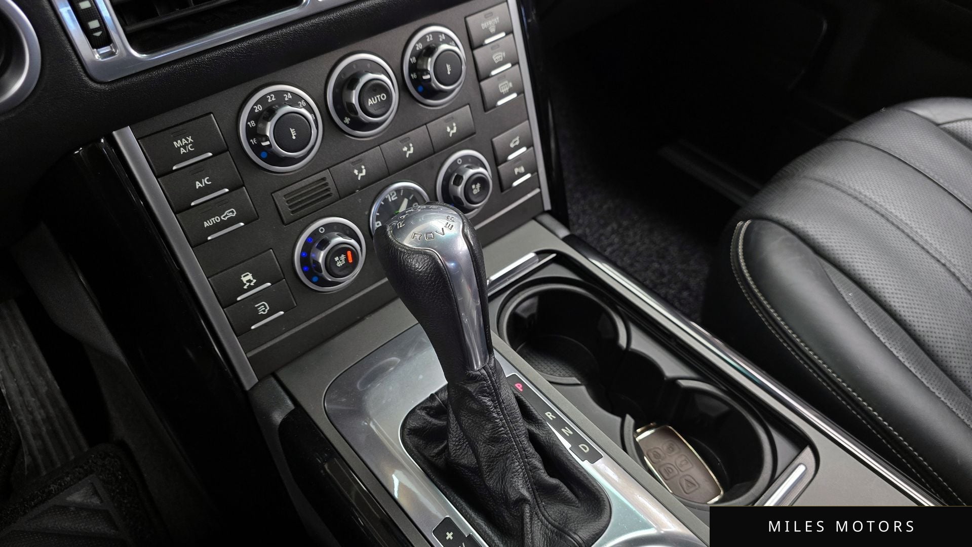 Land Rover Range Rover 2010 — миниатюра 9