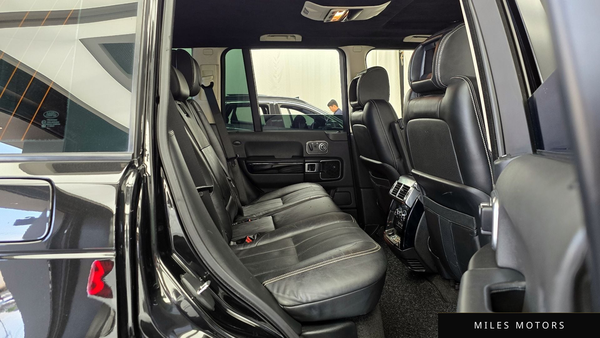 Land Rover Range Rover 2010 — миниатюра 11