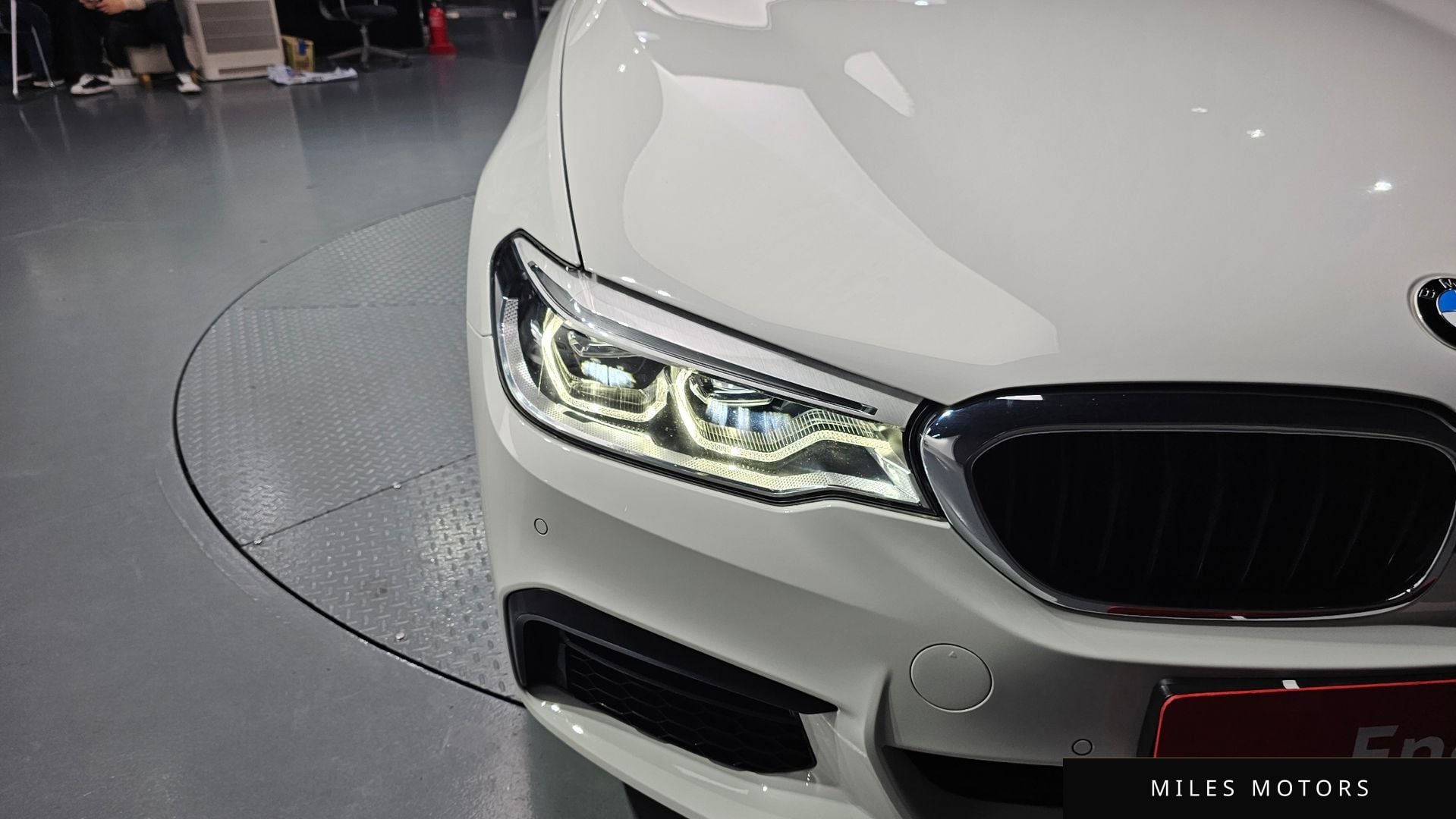BMW 5 Series (G30) 2018 — миниатюра 8