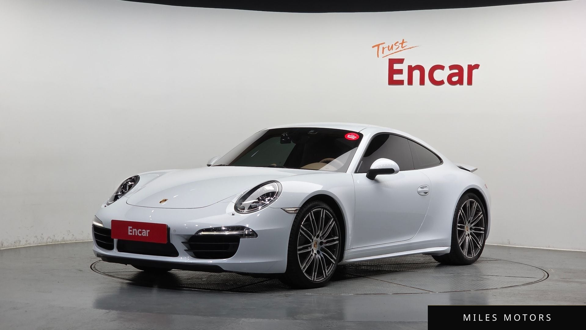 Porsche 911 2015 — фото 1 из 12