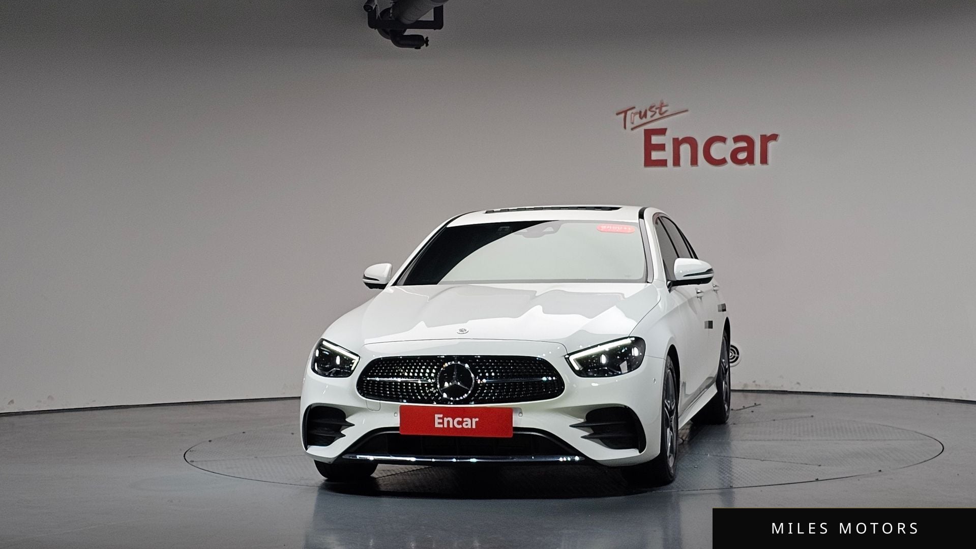 Mercedes-Benz E-Class W213 2023 — миниатюра 2