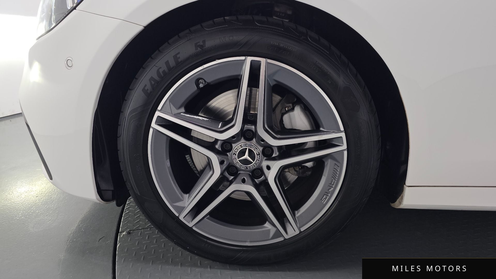 Mercedes-Benz E-Class W213 2023 — миниатюра 6