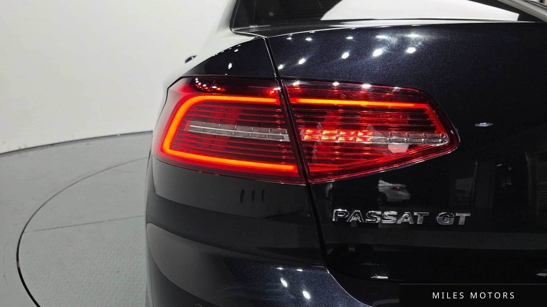 Volkswagen Passat 2018 — миниатюра 9