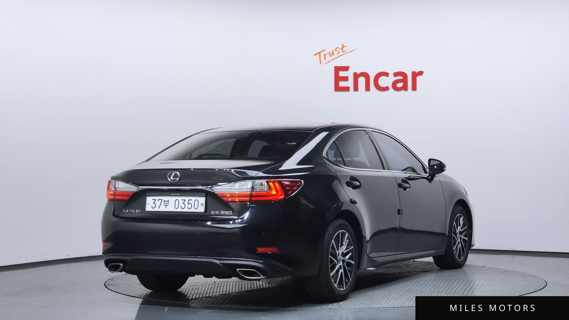 Лексус ES350 2016 — миниатюра 2