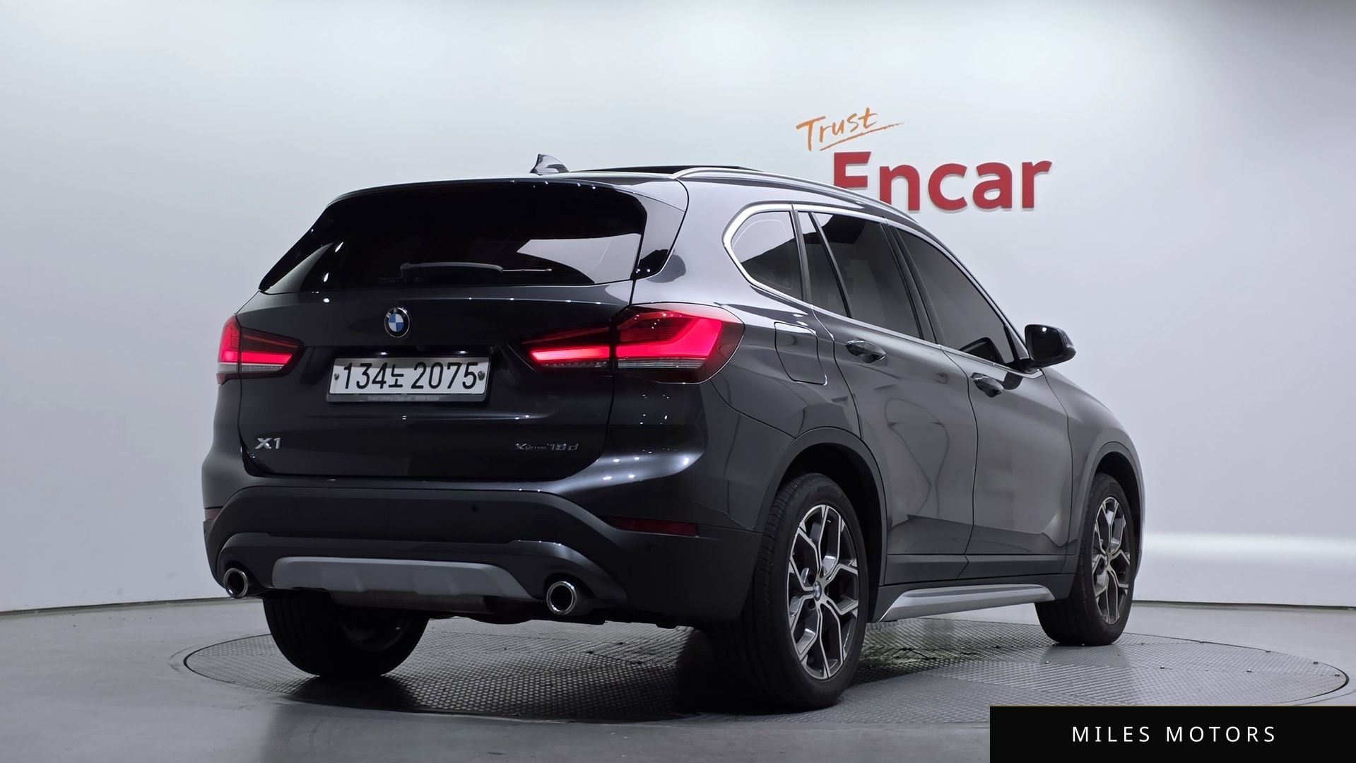 BMW X1 (F48) 2021 — миниатюра 2