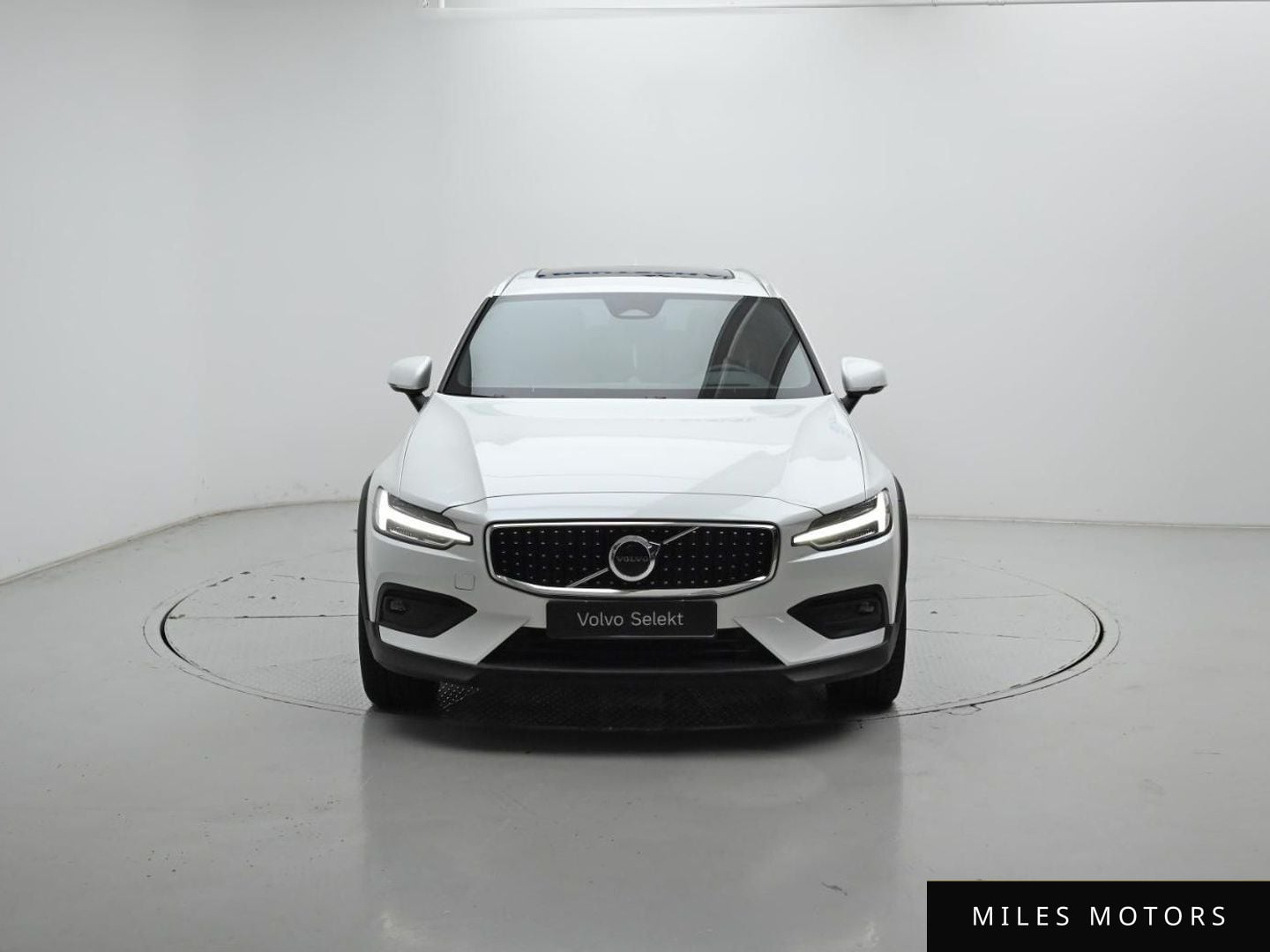 Volvo V60 2025 — миниатюра 3