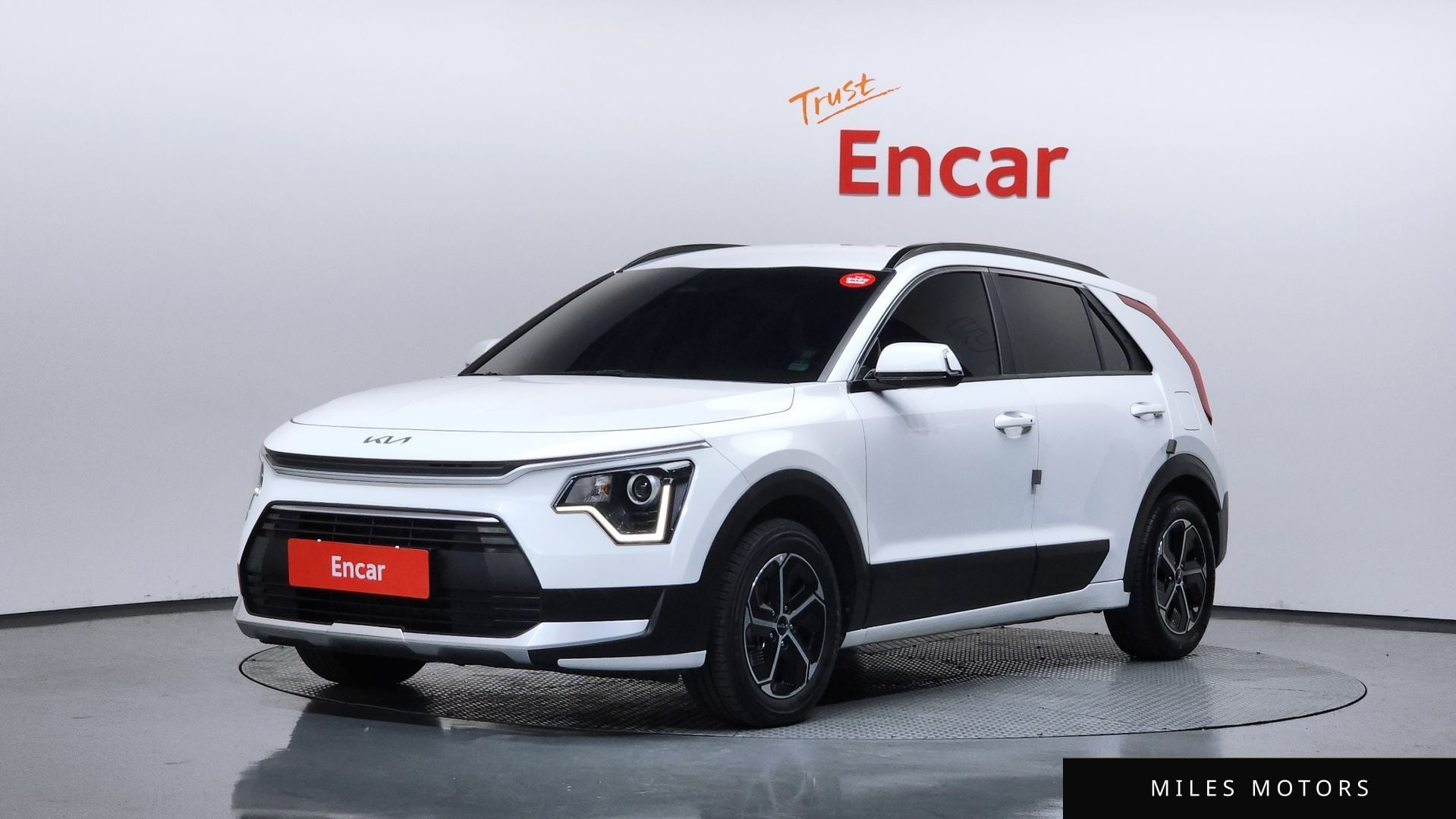 Kia Niro 2022 — фото 1 из 12