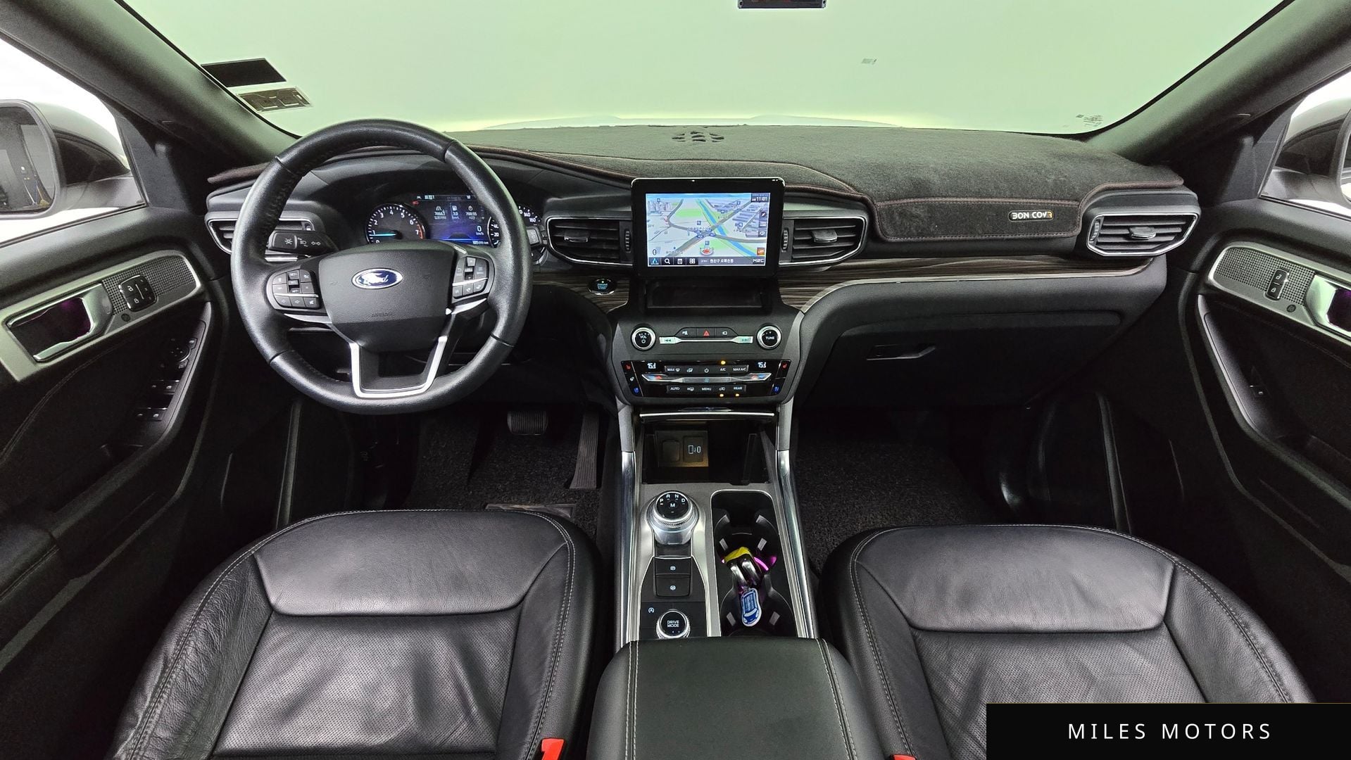 Ford Explorer 2020 — миниатюра 7