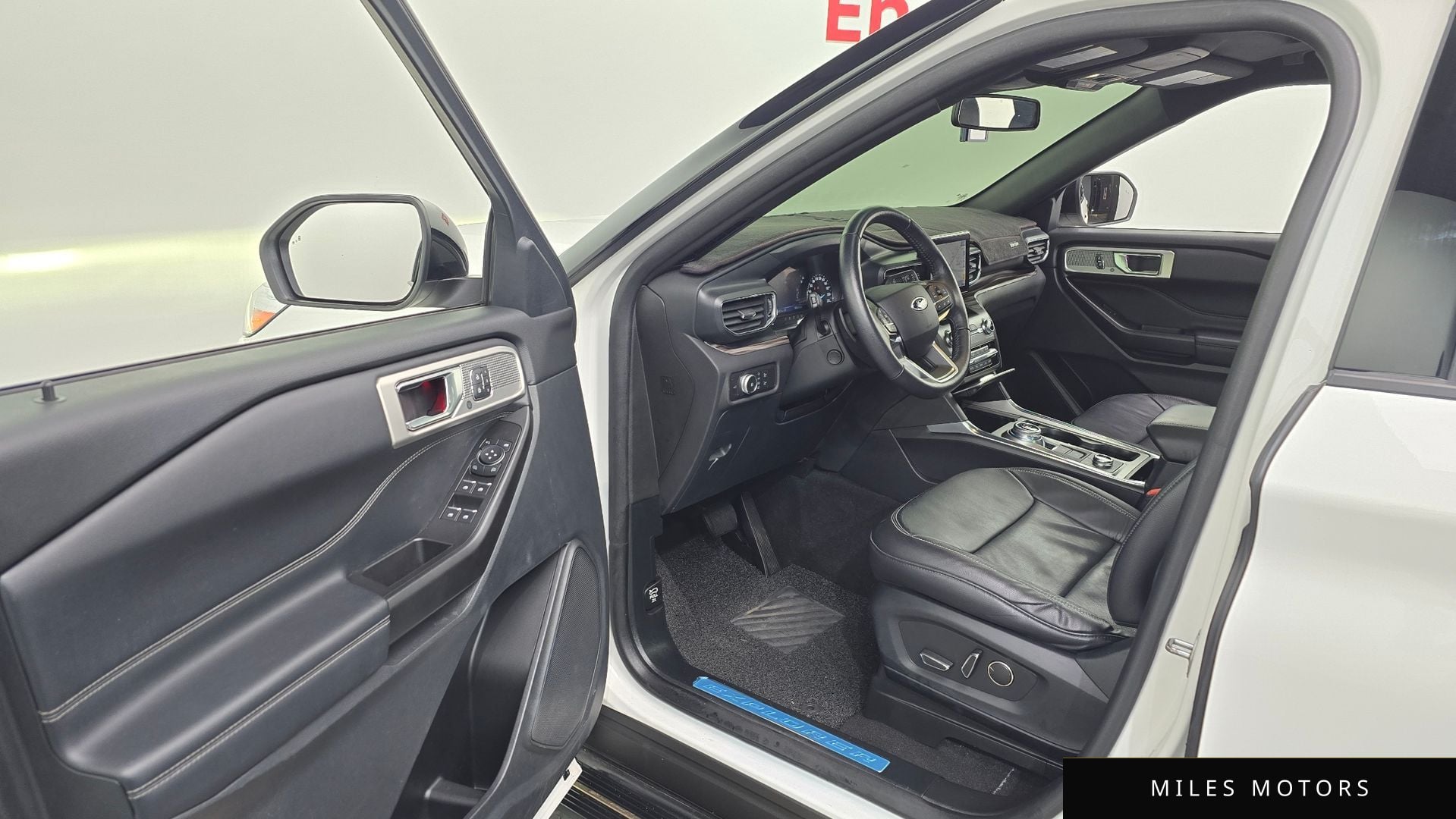 Ford Explorer 2020 — миниатюра 10