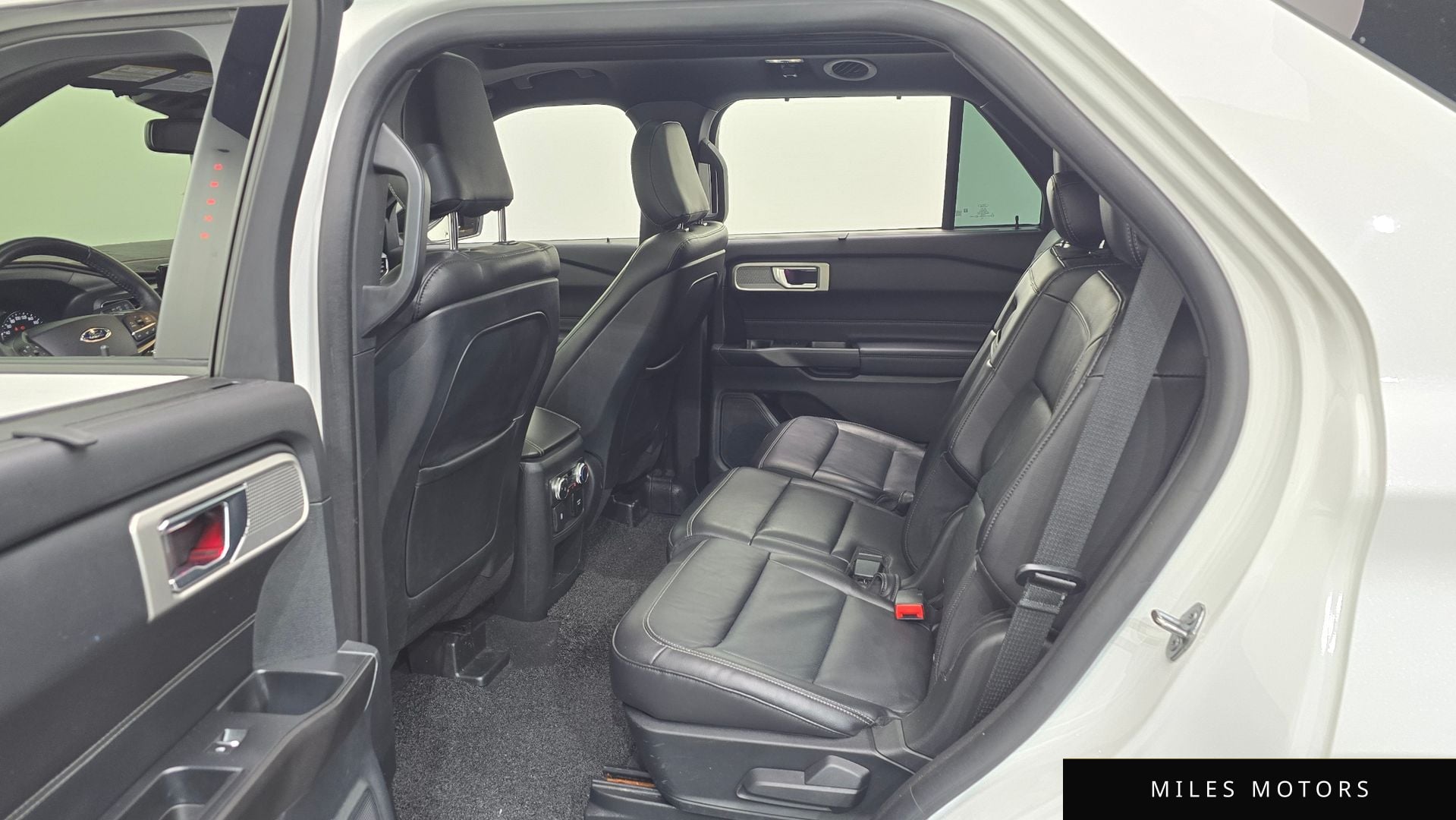 Ford Explorer 2020 — миниатюра 11