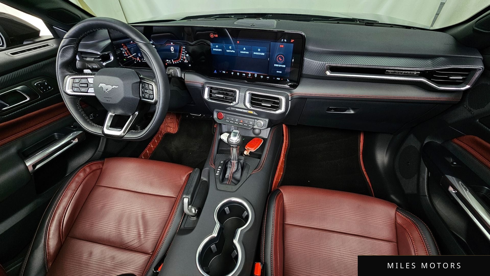 Ford Mustang 2024 — миниатюра 10