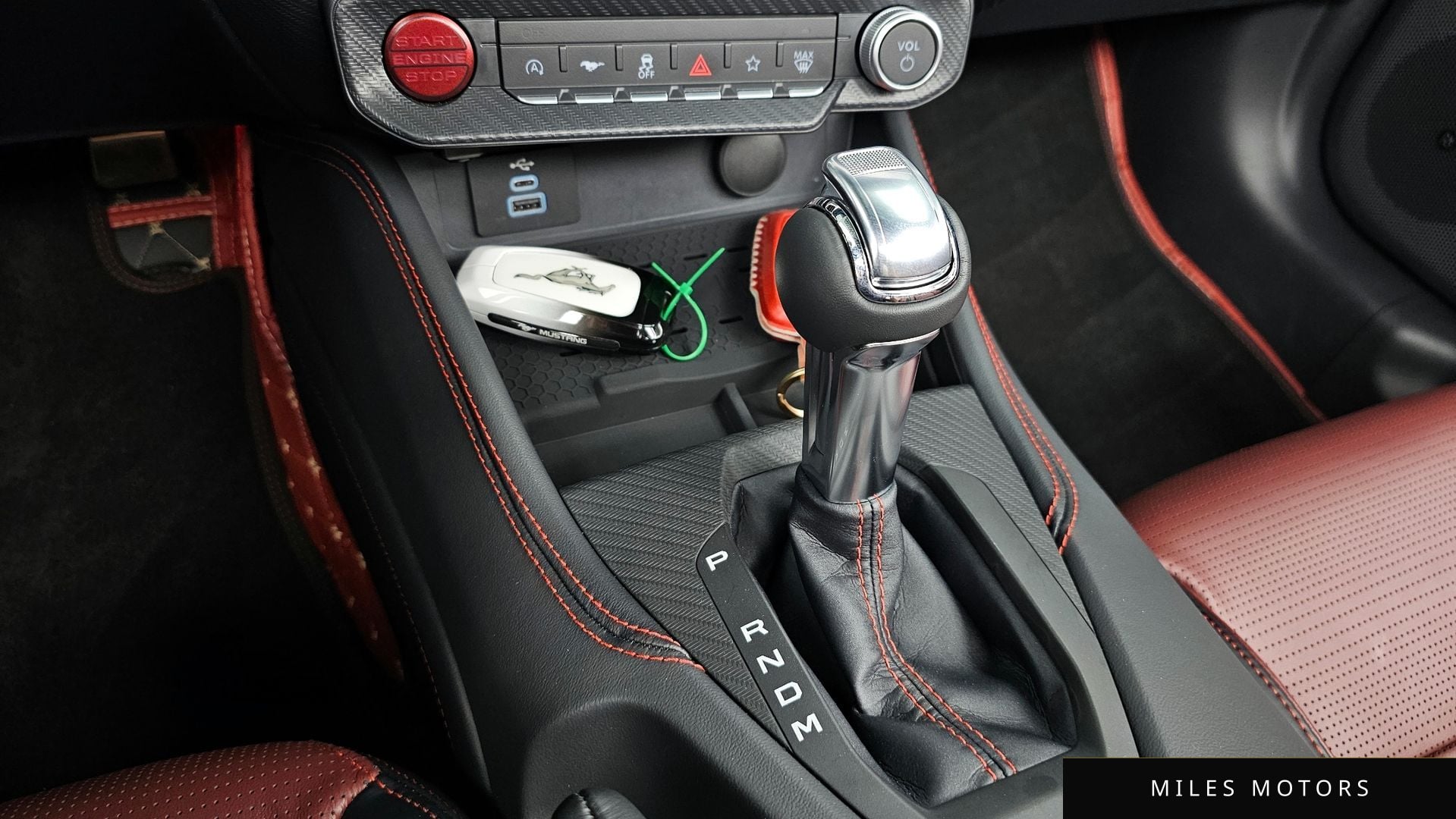 Ford Mustang 2024 — миниатюра 12