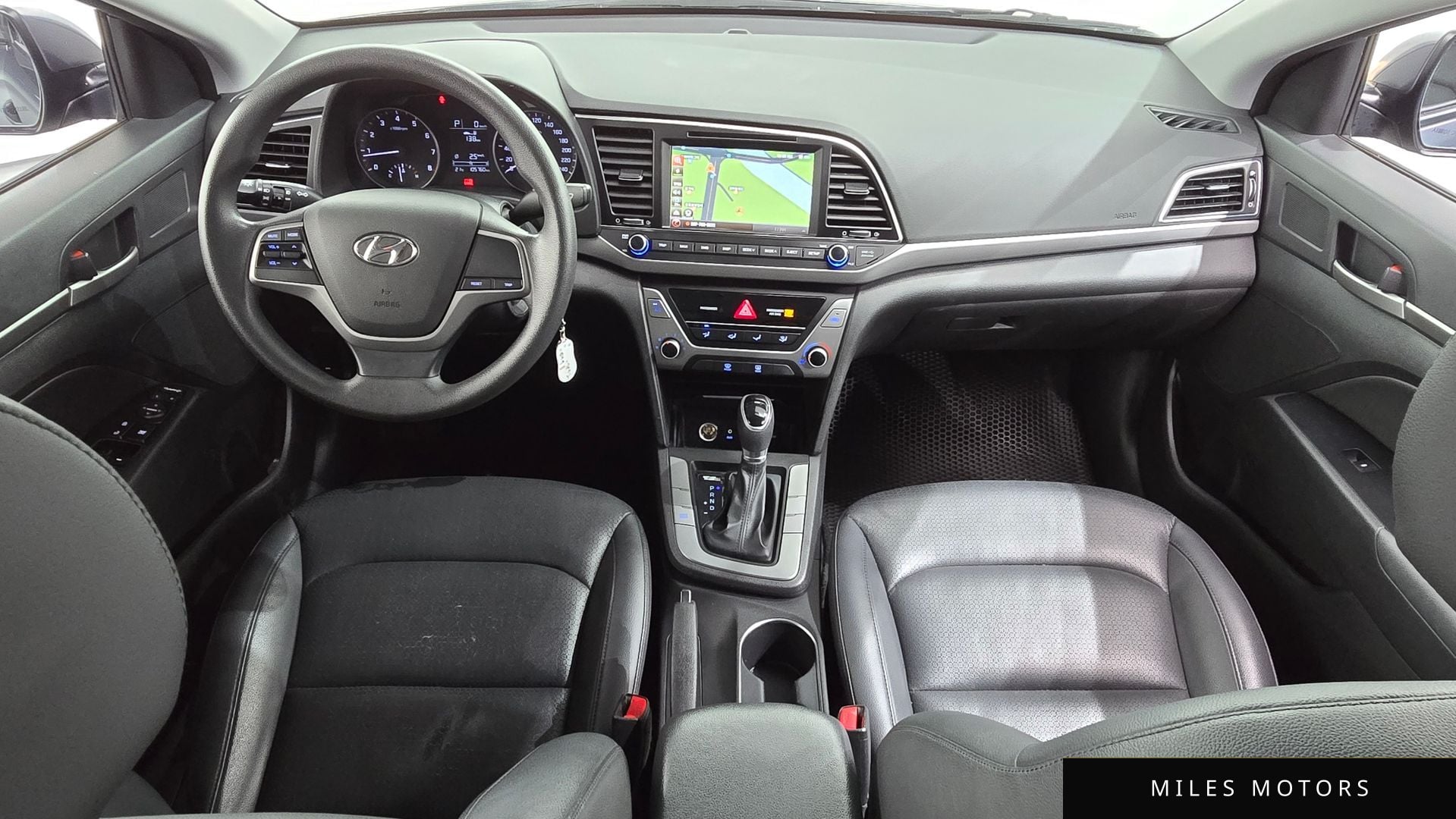 Hyundai AVANTE 2016 — миниатюра 10