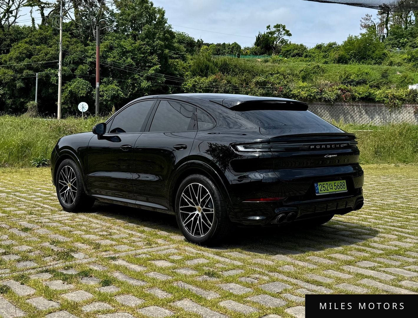 Porsche Cayenne 2024 — миниатюра 8