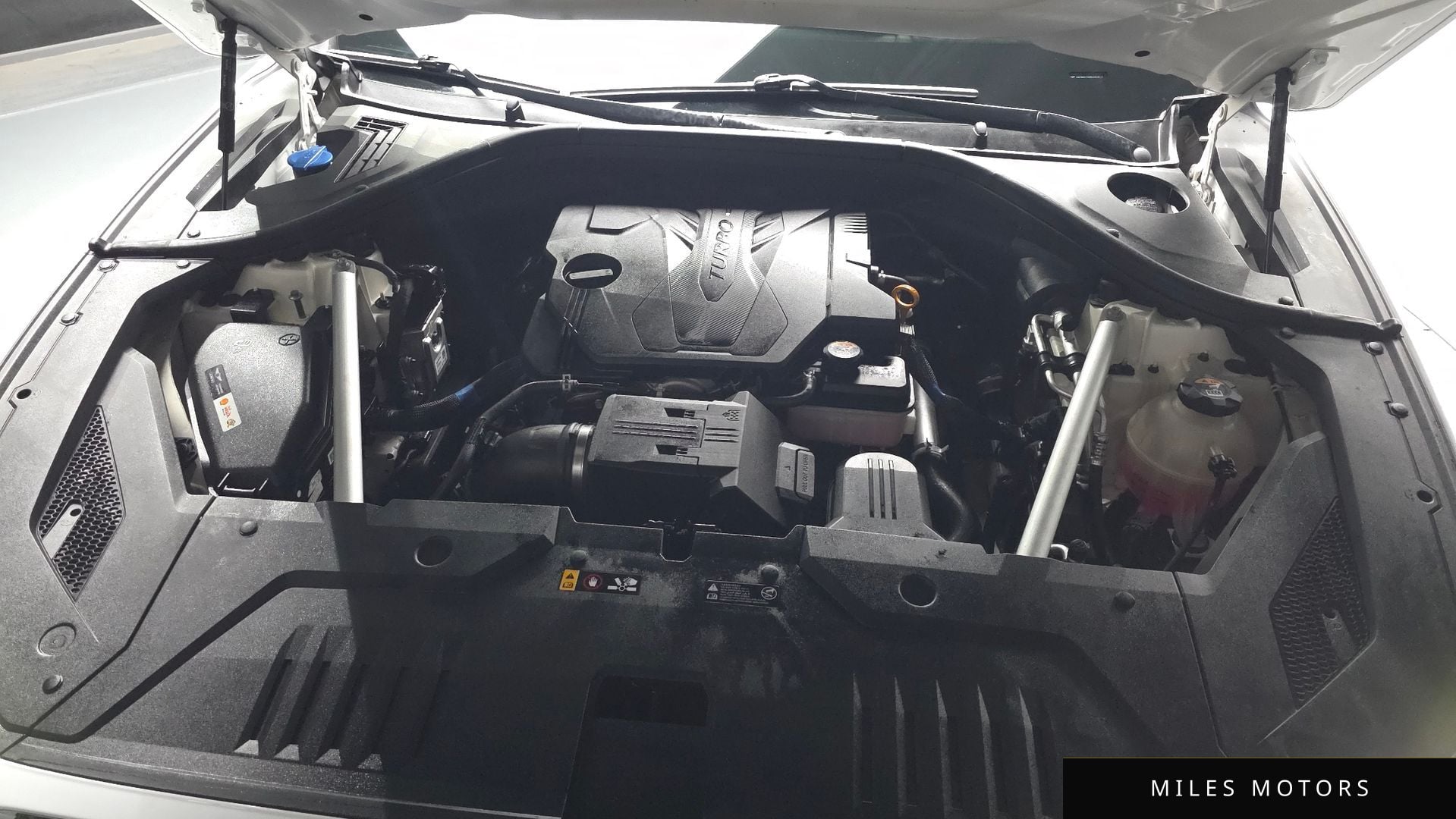 Genesis GV70 2022 — миниатюра 6