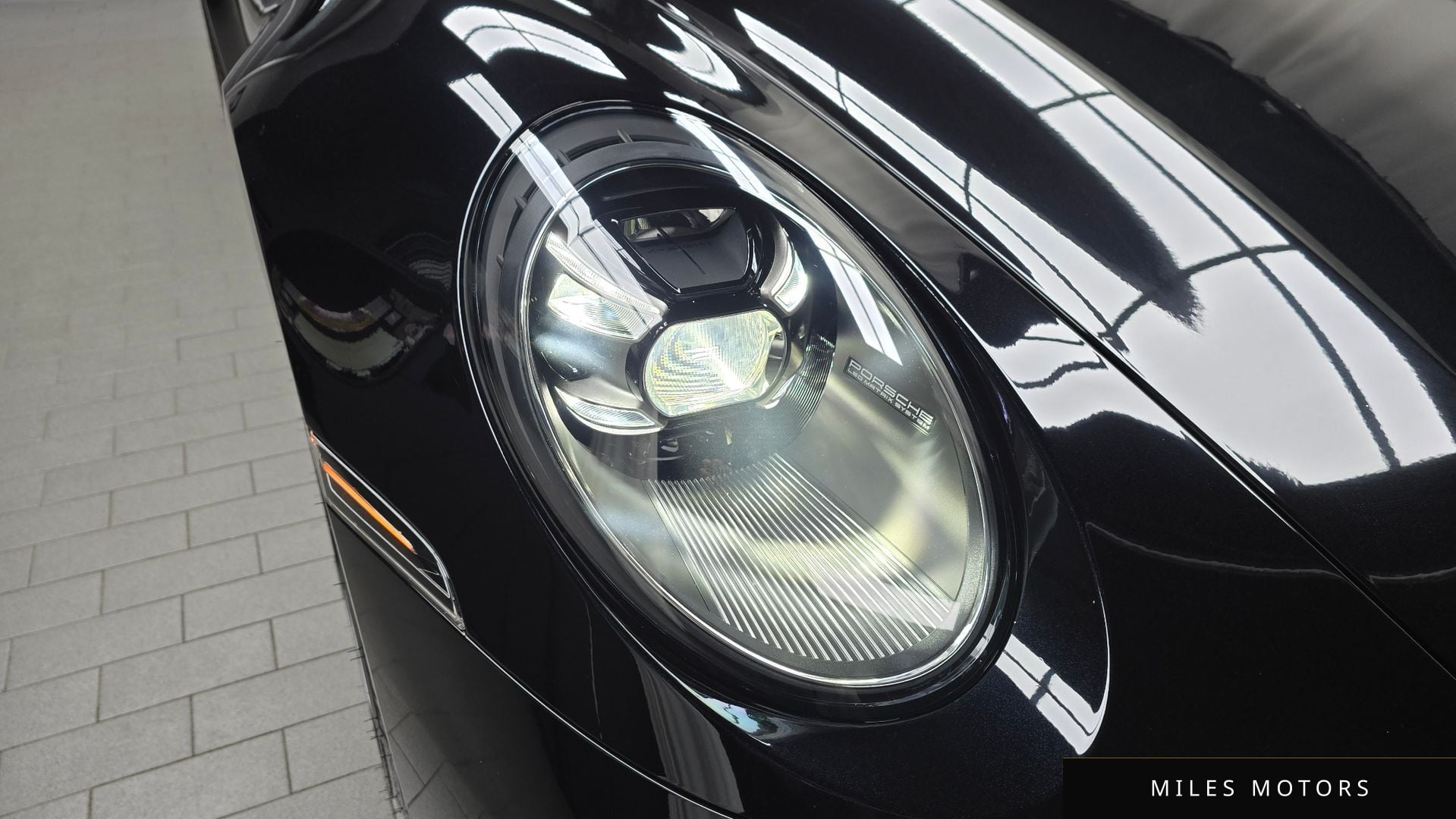 Porsche 911 (992) 2024 — миниатюра 8