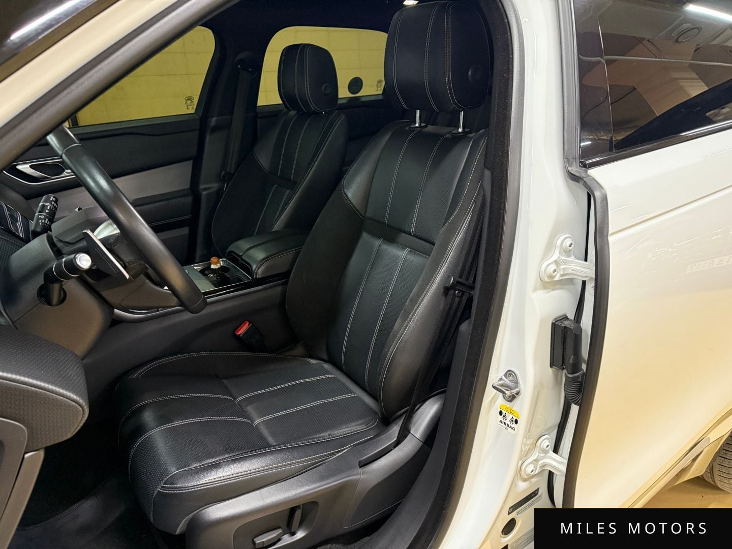 Land Rover Range Rover Velar 2018 — миниатюра 10