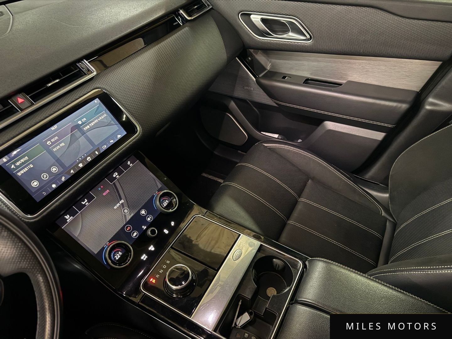 Land Rover Range Rover Velar 2018 — миниатюра 11