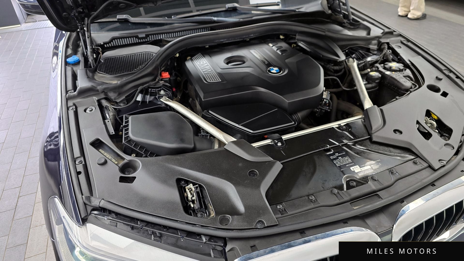 BMW 5 Series (G30) 2018 — миниатюра 6