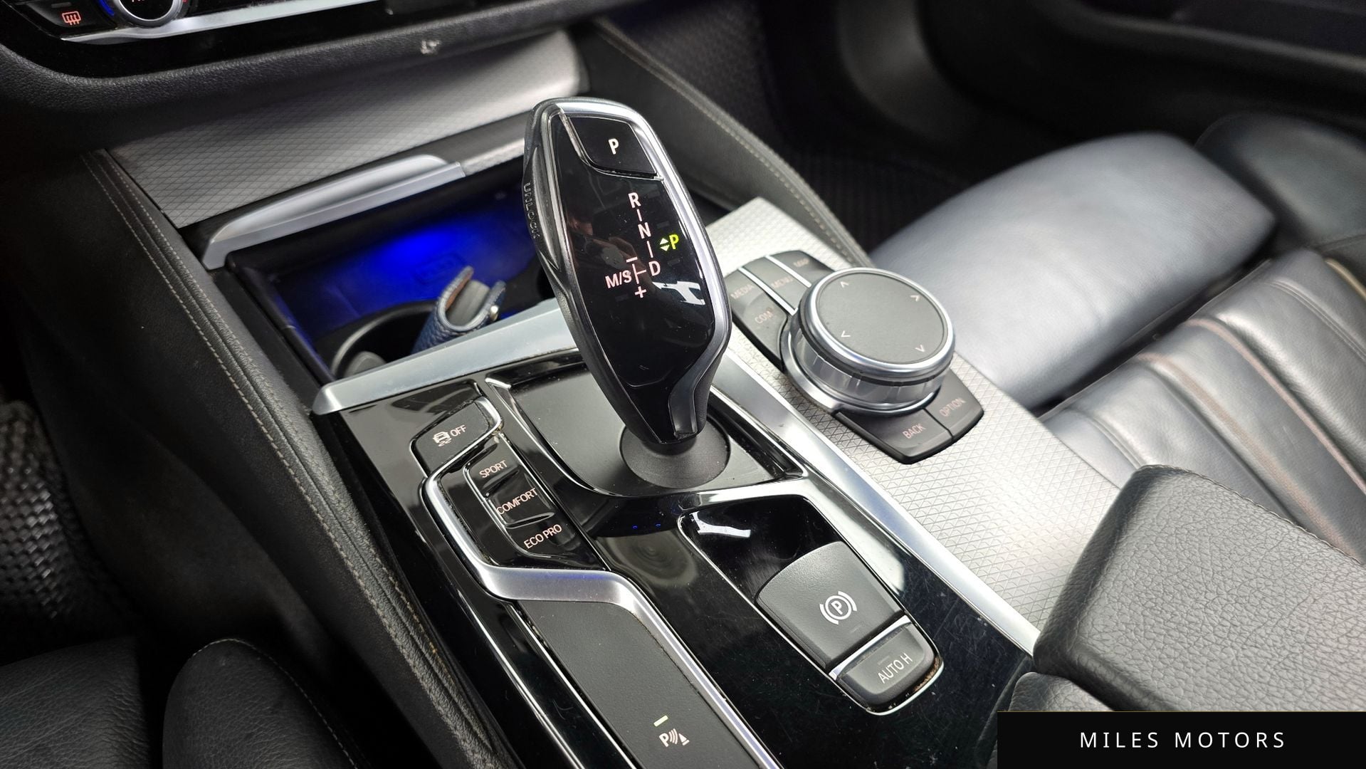 BMW 5 Series (G30) 2018 — миниатюра 9