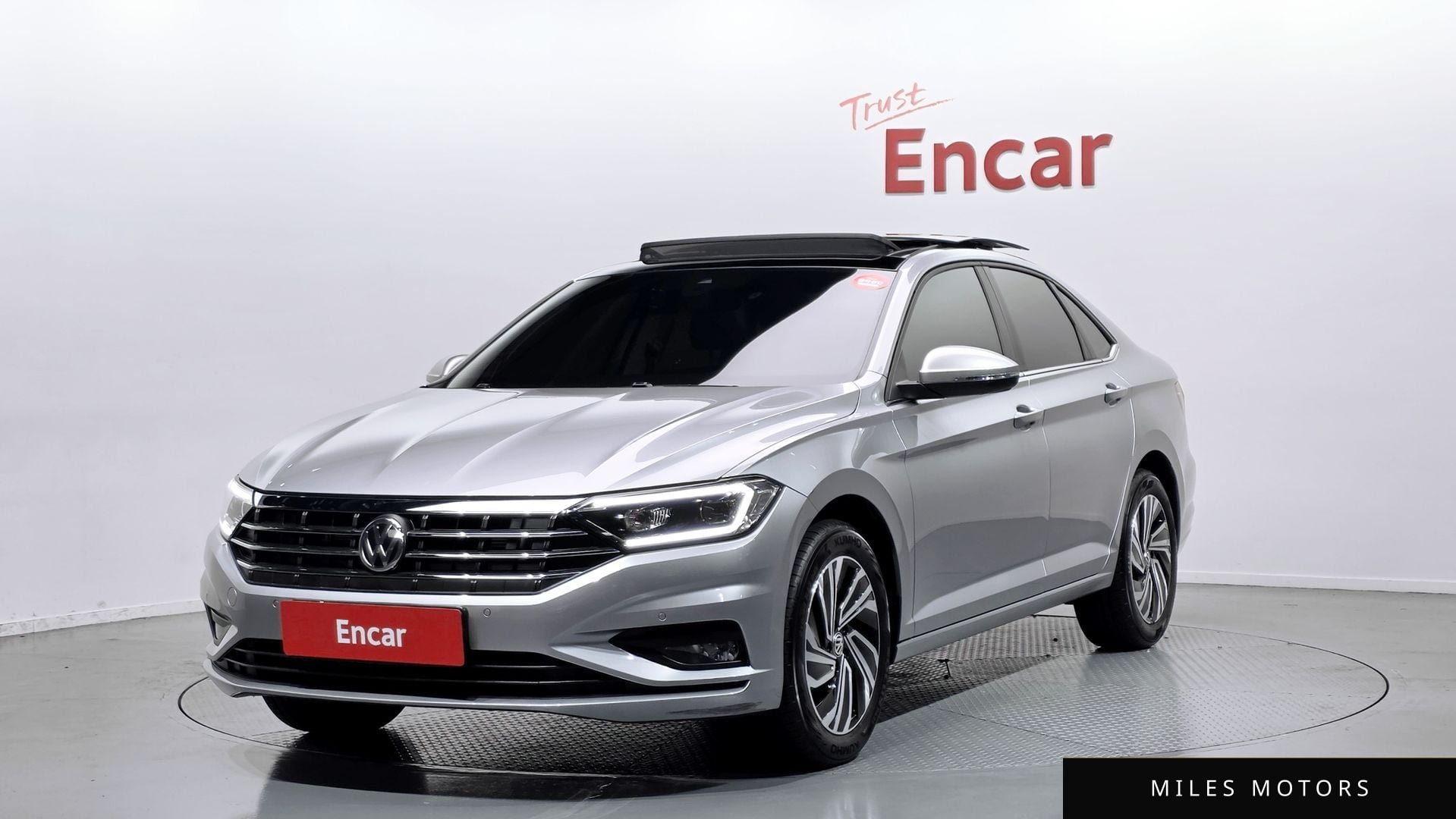 Volkswagen Jetta 2021 — фото 1 из 12