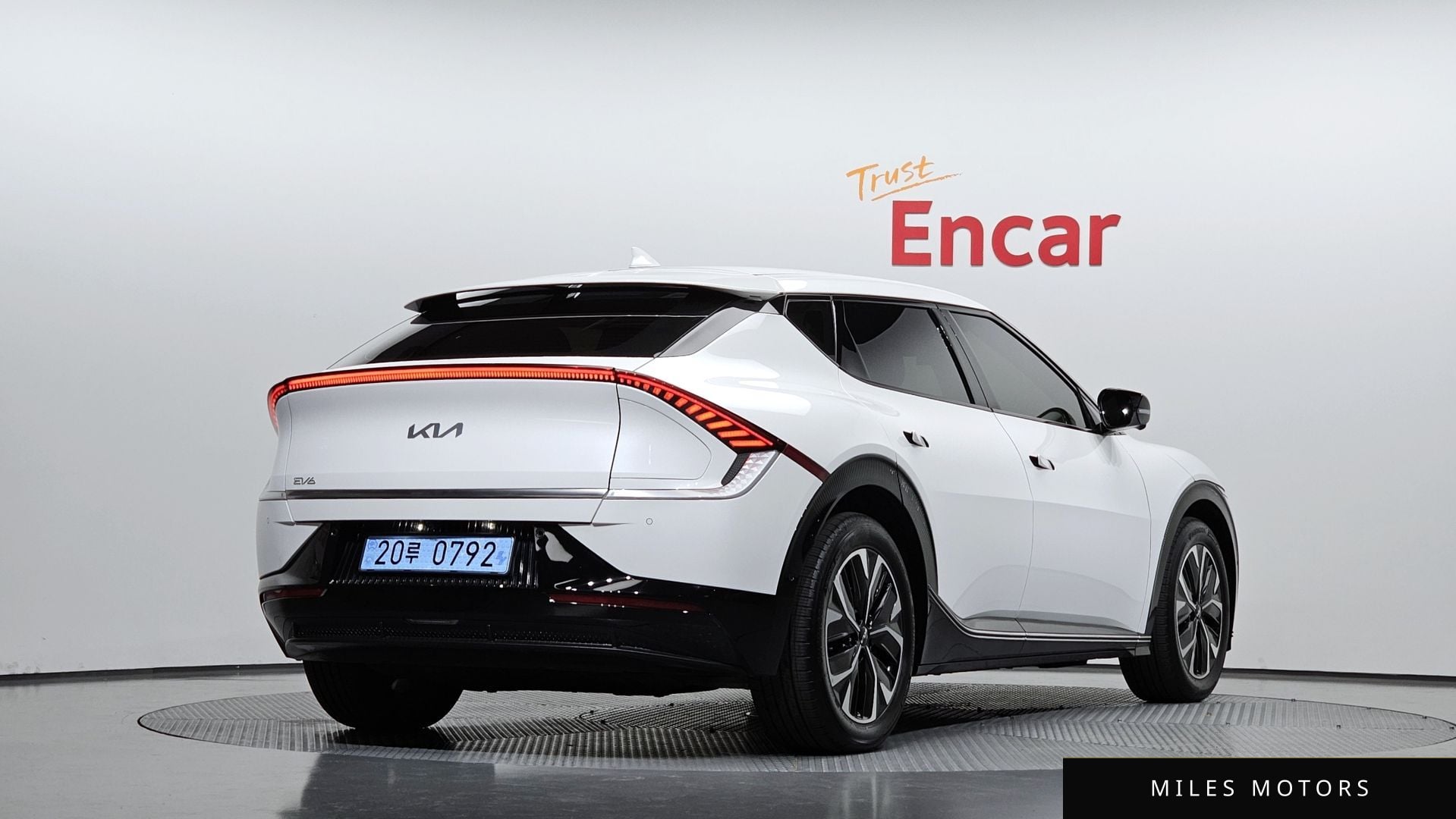 Kia EV6 2022 — миниатюра 2