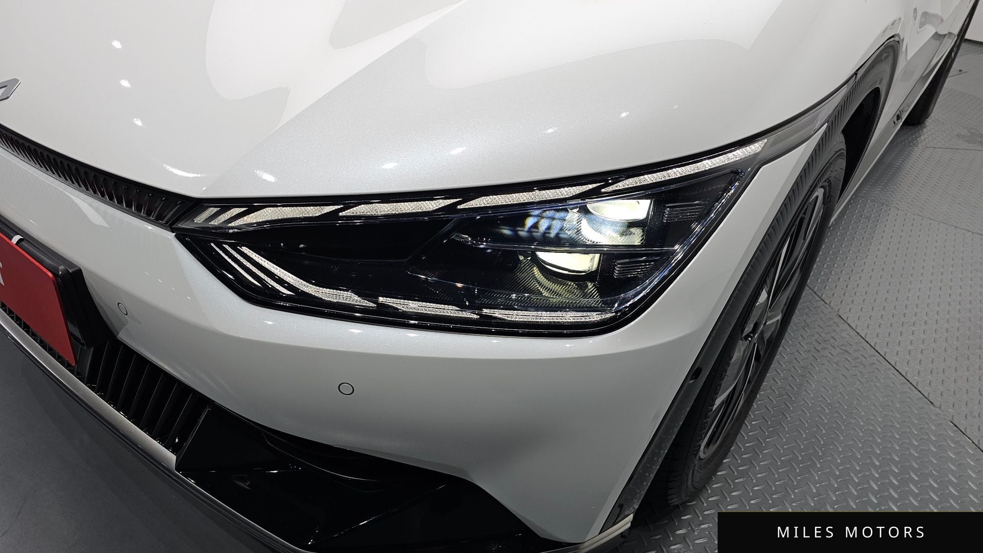 Kia EV6 2022 — миниатюра 8