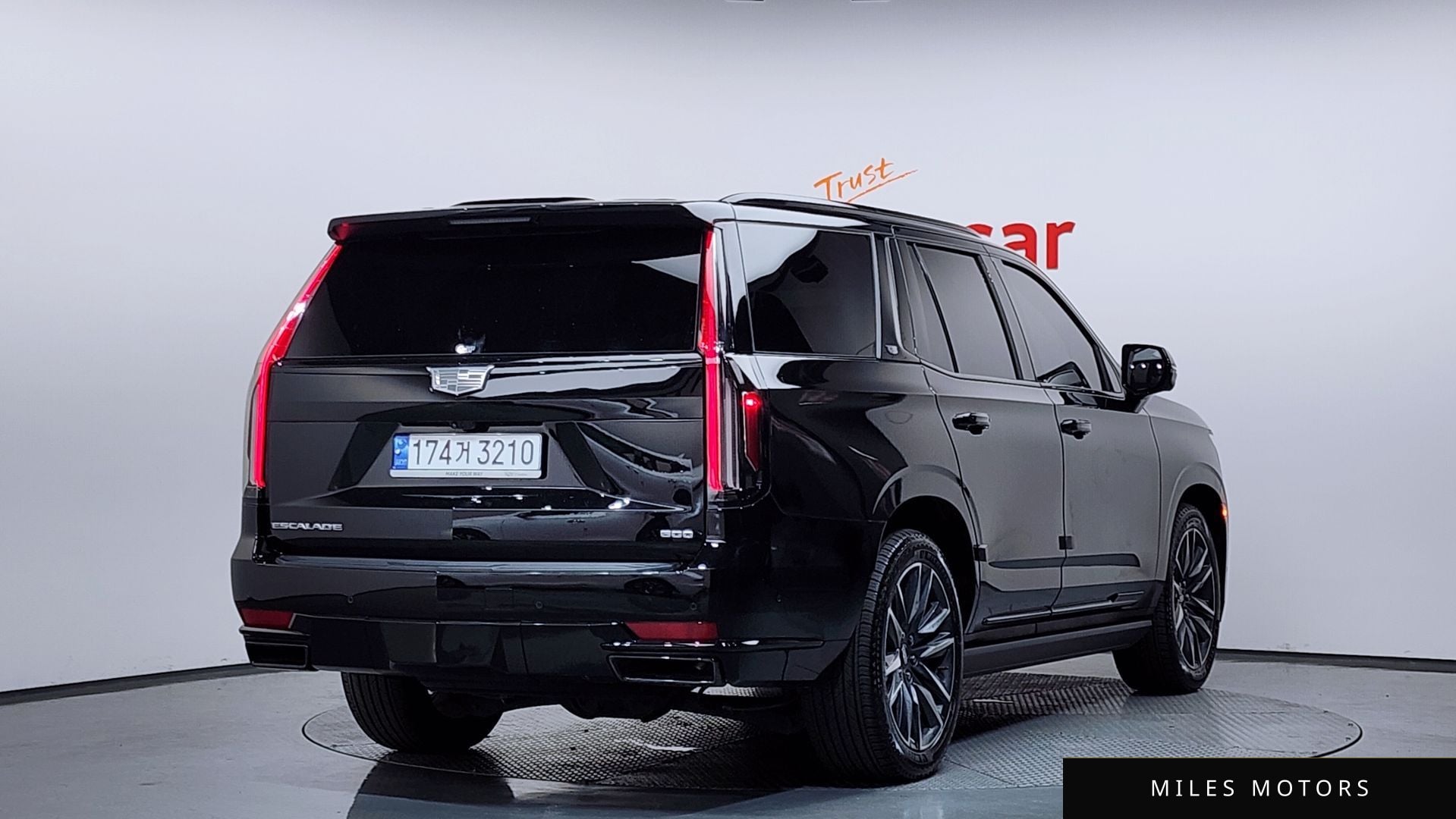 Cadillac Escalade 2022 — миниатюра 2