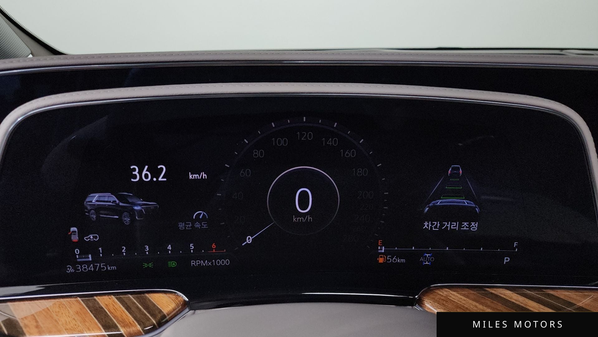 Cadillac Escalade 2022 — миниатюра 11