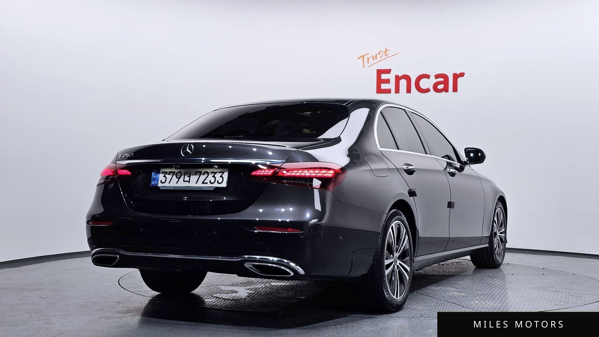 Mercedes-Benz E-Class W213 2021 — миниатюра 2