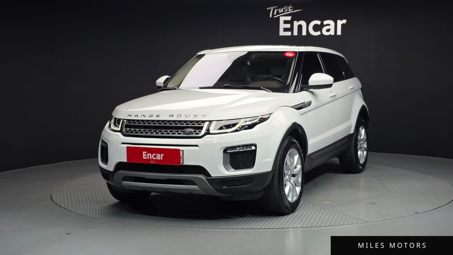Land Rover Range Rover Evoque 2016 — фото 1 из 12