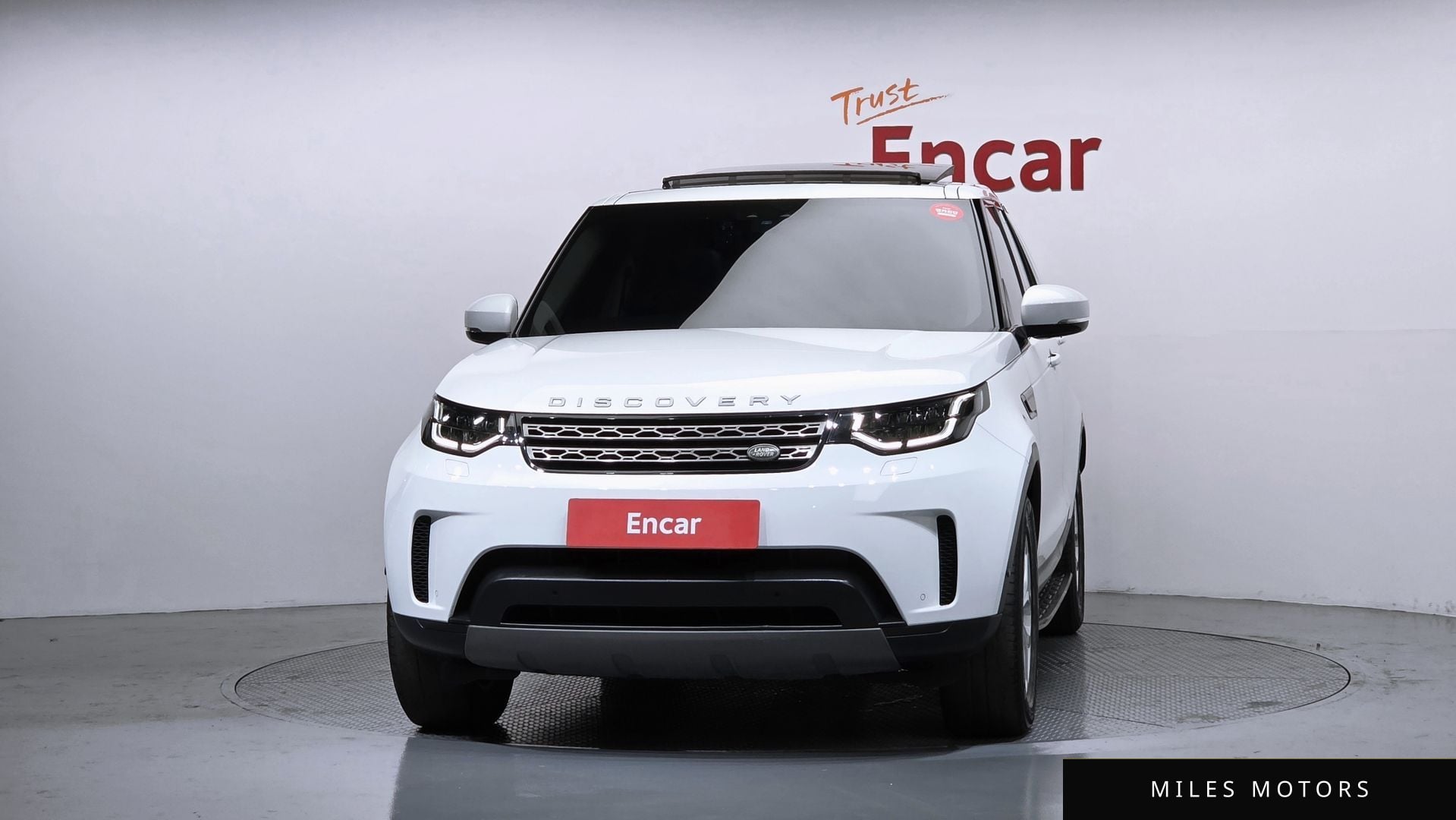 Land Rover Discovery 2020 — миниатюра 3