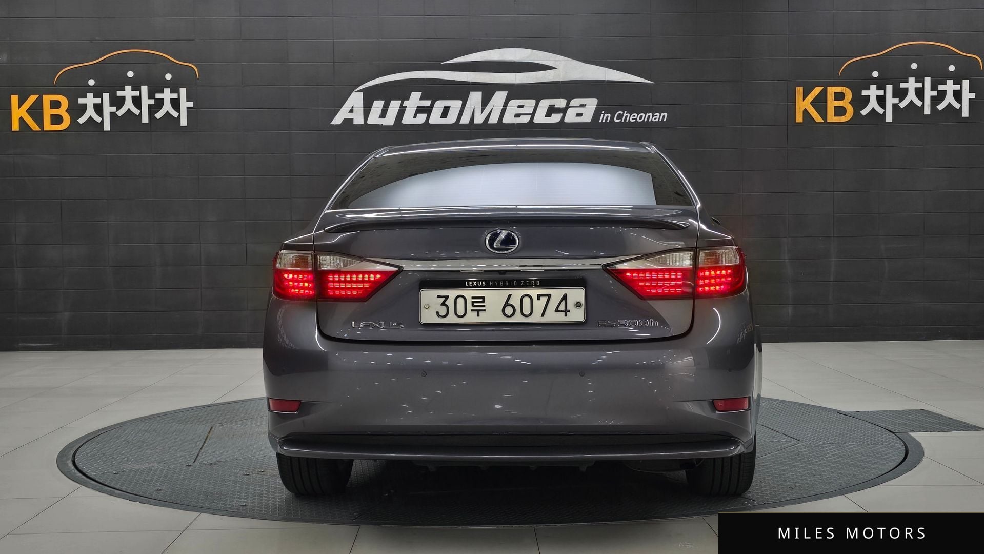 Лексус ES300h 2013 — миниатюра 4