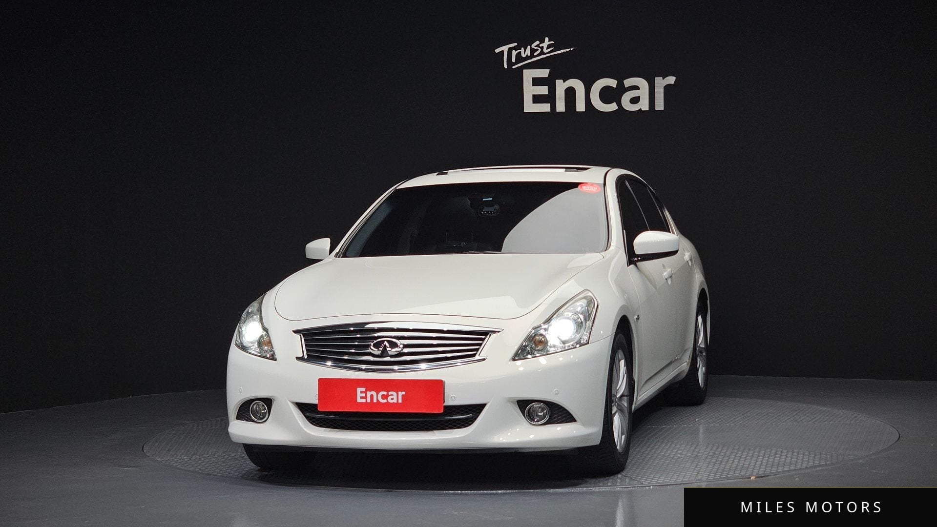 Infiniti G25 2011 — миниатюра 3